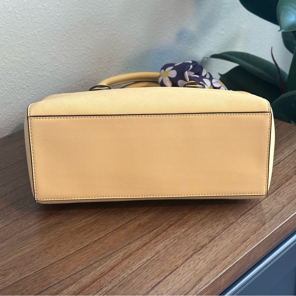 Kate Spade New York Melanie Satchel - Like New! - Picture 10 of 12